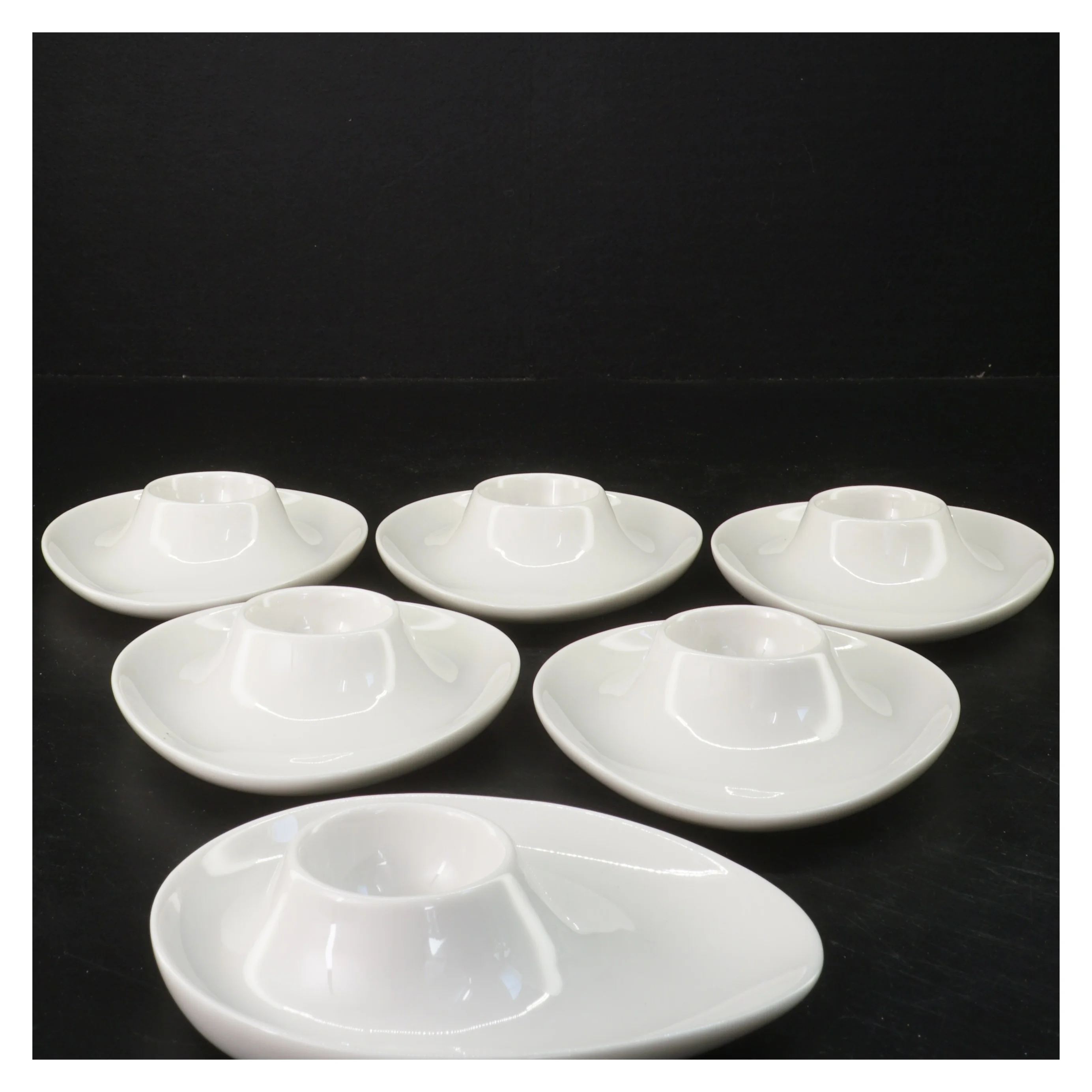 6 stk porcelæn æggebægre fra Georg Jensen (str. 6 stk 14 cm)