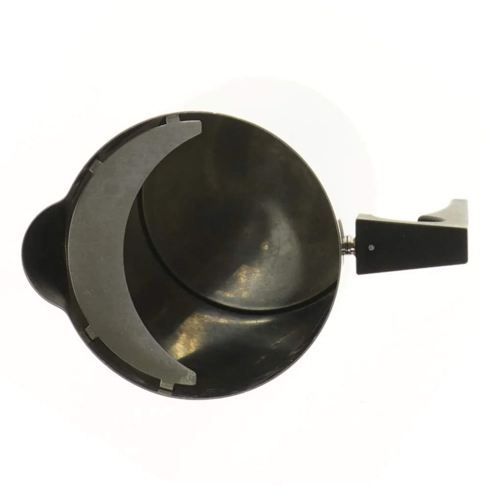 Arne Jacobsen vandkande med sort bakelit håndtag (str. Ø 10,5 cm længde 24 cm) fra Stelton