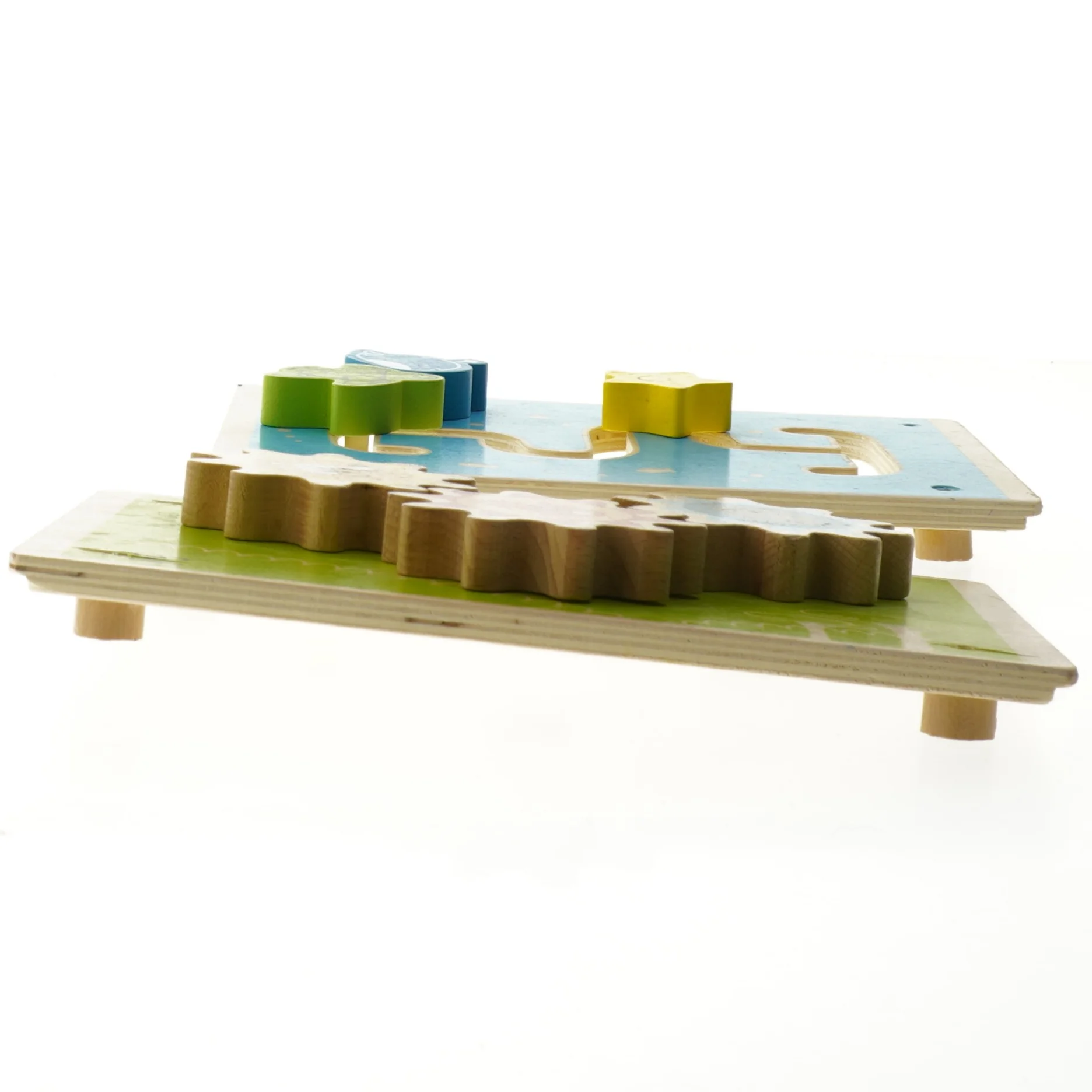 Trælegetøj aktivitetsbræt fra Hape (str. 21x13,5 cm)