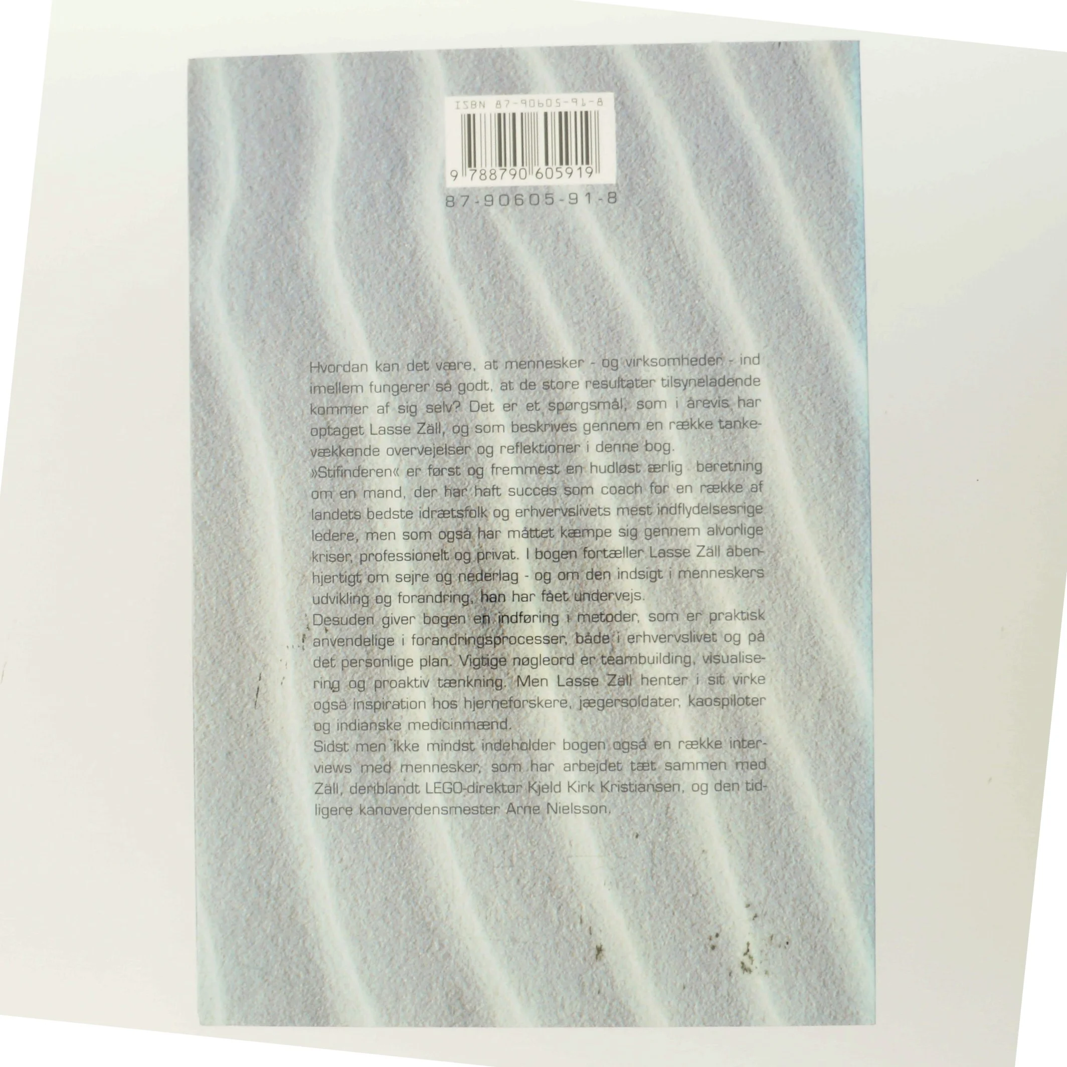 Stifinderen af Kim Hundevadt (Bog)