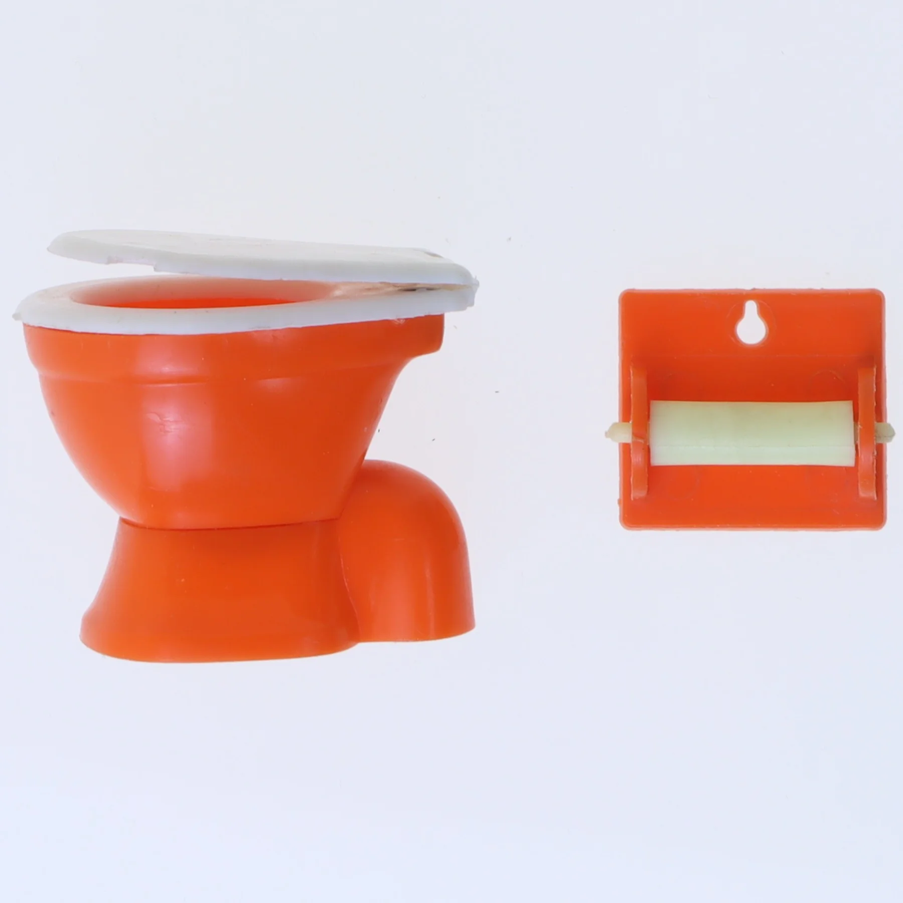 Miniature toilet og toiletpapirholder (str. 4,5x4,5 cm)