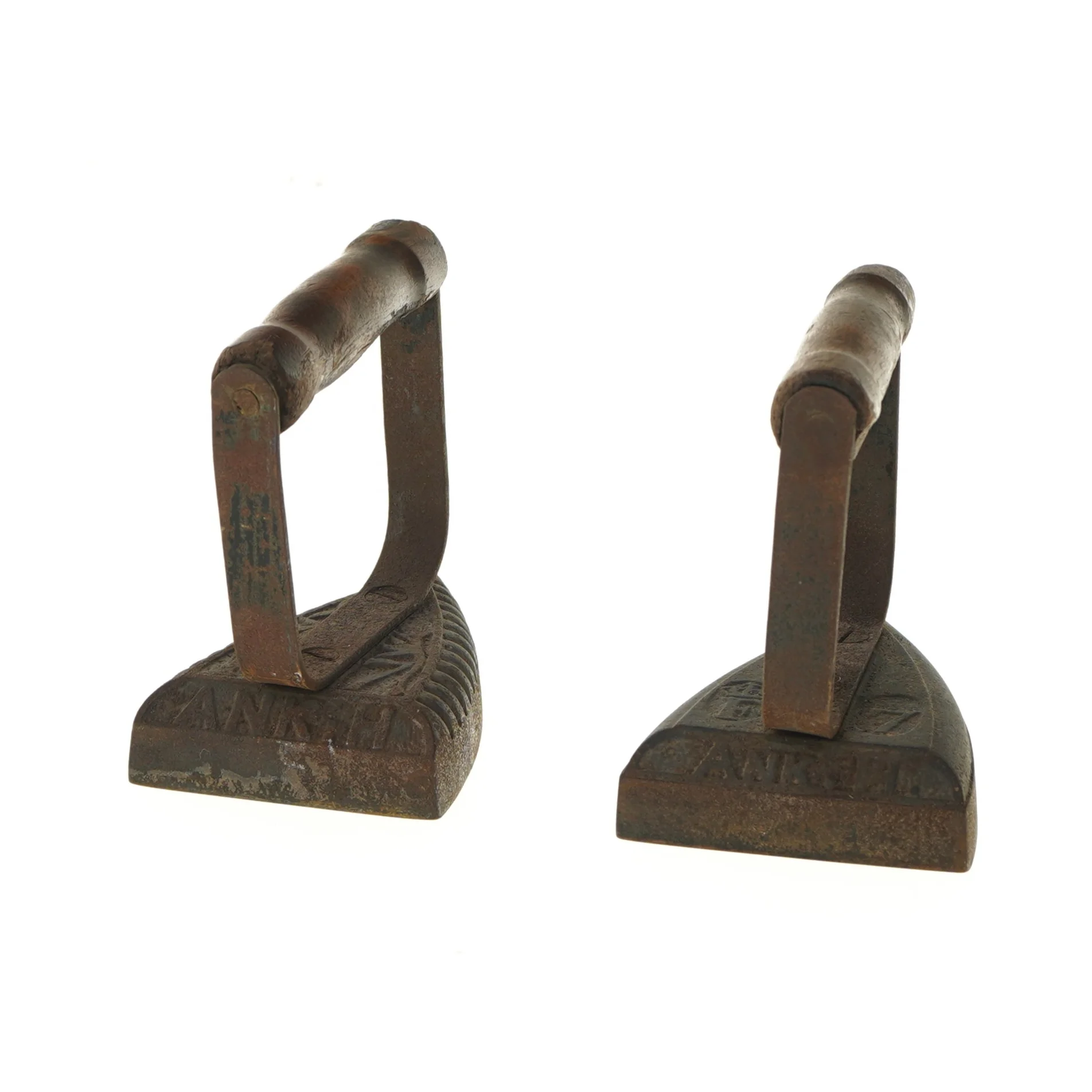 Vintage strygejern (str. 14x10x14 cm)