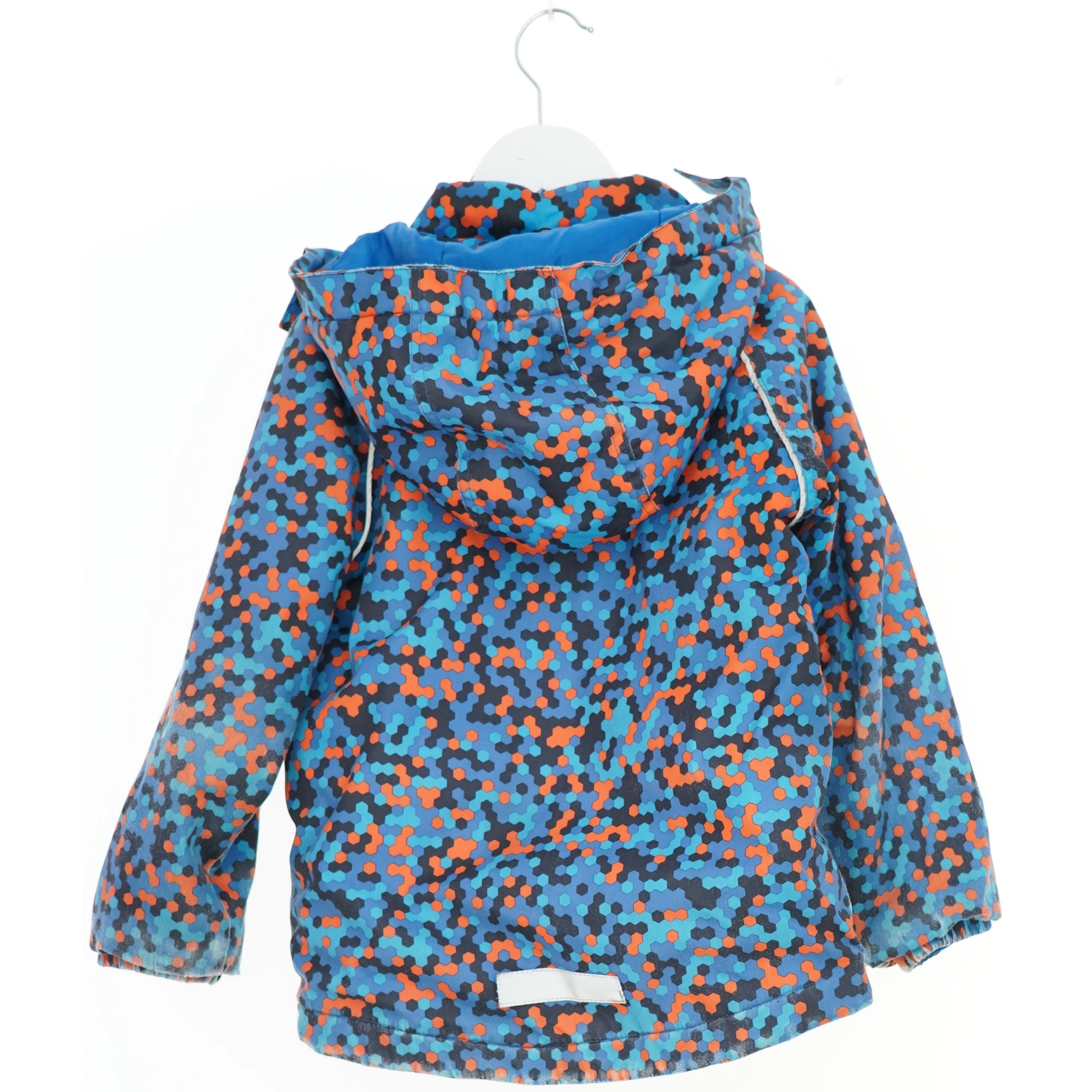 Vatteret jakke med farveprint fra NANOK (str. 134)