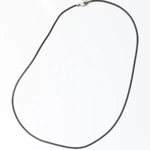 Sort halskæde med magnetlukning (str. 45 cm)