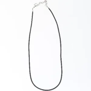 Sort halskæde med lædersnor (str. 50 cm)