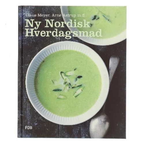 Ny Nordisk Hverdagsmad af Claus Meyer bogforside